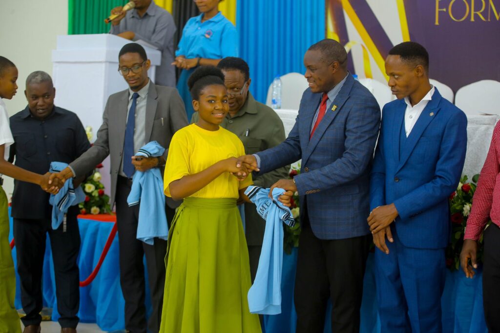 Prizes presented to the day's winners
