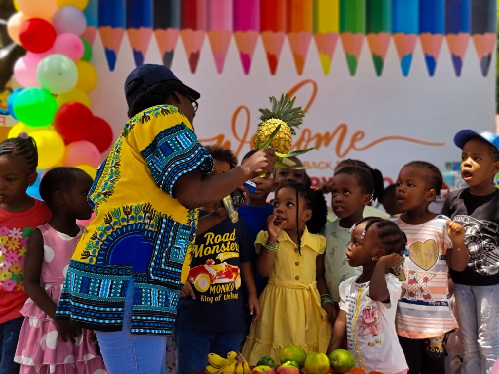 Learning colours with fresh fruit