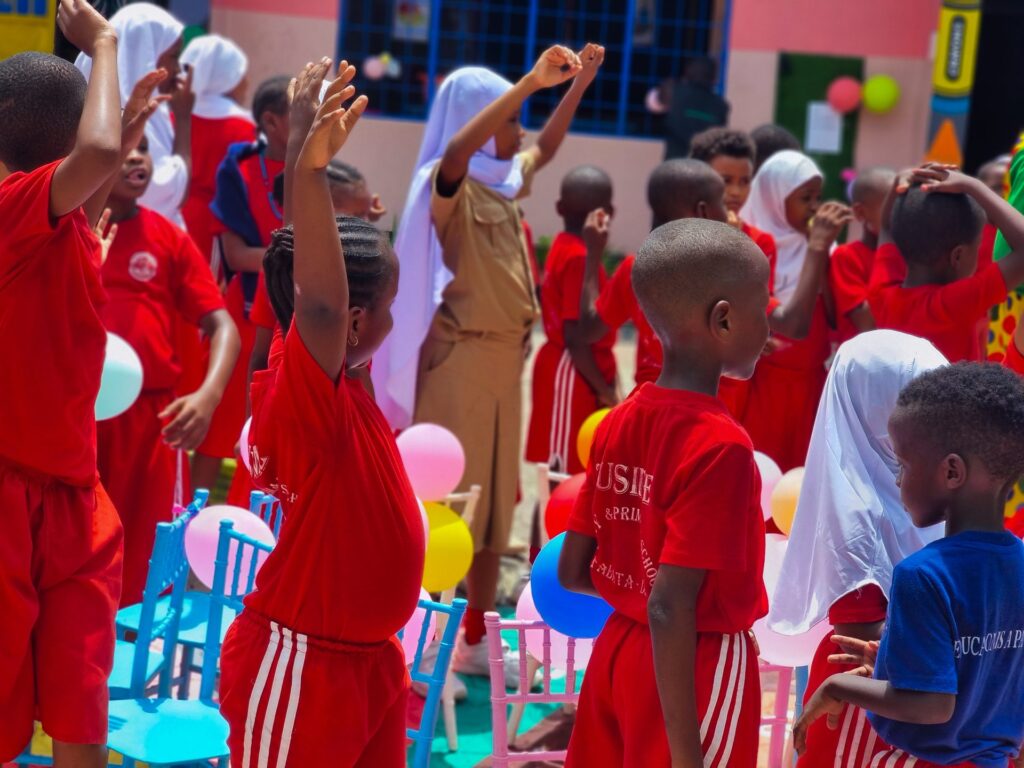 Hands up for the dance-along