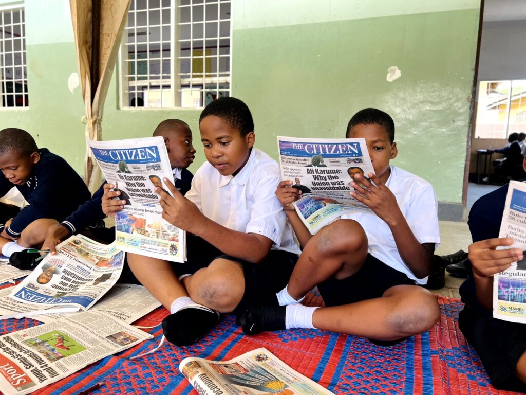 The Citizen gets a careful read on the mats.